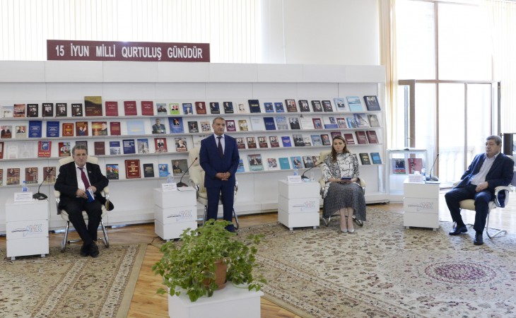 Milli Kitabxanada Milli Qurtuluş Gününə həsr olunmuş tədbir və “Xilaskarlar” kitabının təqdimatı keçirilib