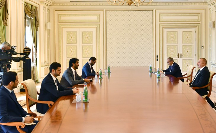 President Ilham Aliyev received United Arab Emirates minister of economy