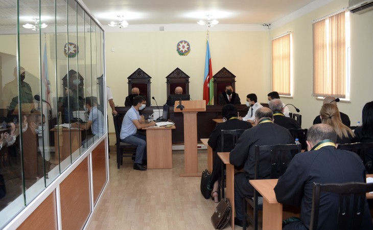 В Бакинском апелляционном суде проходит судебное заседание по делу членов армянских вооруженных формирований, совершивших террористические и провокационные преступления на территории Азербайджана