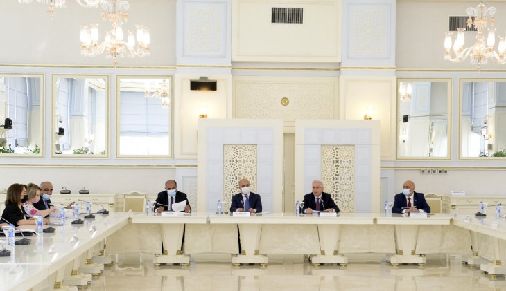 Milli Məclisdə “Ali təhsil haqqında” qanun layihəsi müzakirə edilib