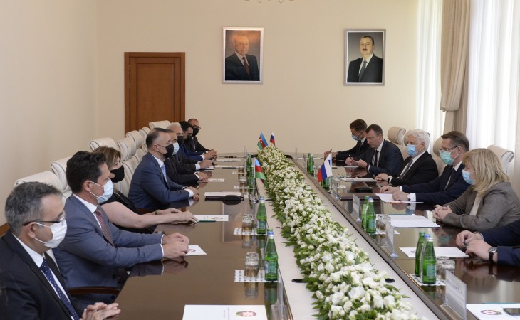 Azerbaijan, Russia sign updated agreement on cooperation in fields of healthcare and medical science