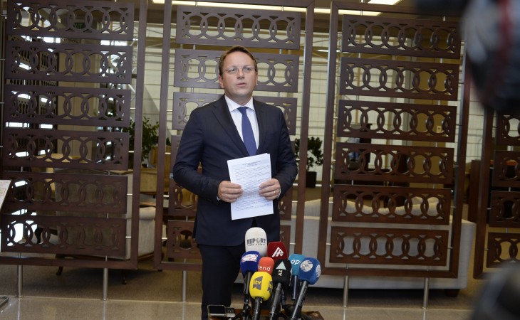 Aİ Komissarı: Azərbaycan bölgədə pandemiyadan minimum zərərlə çıxan ölkədir