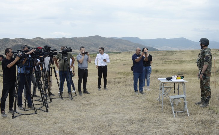 Ağdamda Xaçınçay su anbarının ətrafı minalardan təmizlənir
