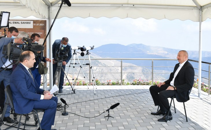 President Ilham Aliyev viewed activities of Chovdar Integrated Regional Processing Area owned by AzerGold CJSC