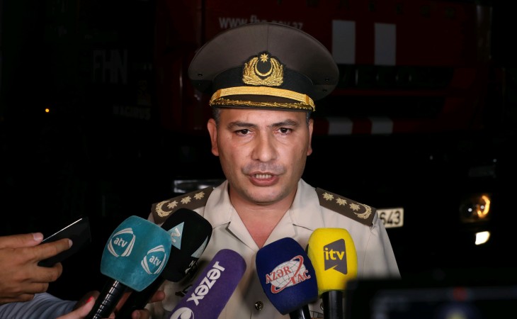 Vətəndaşların nəqliyyat vasitələri yanğınsöndürmə texnikalarının keçidinə mane olur