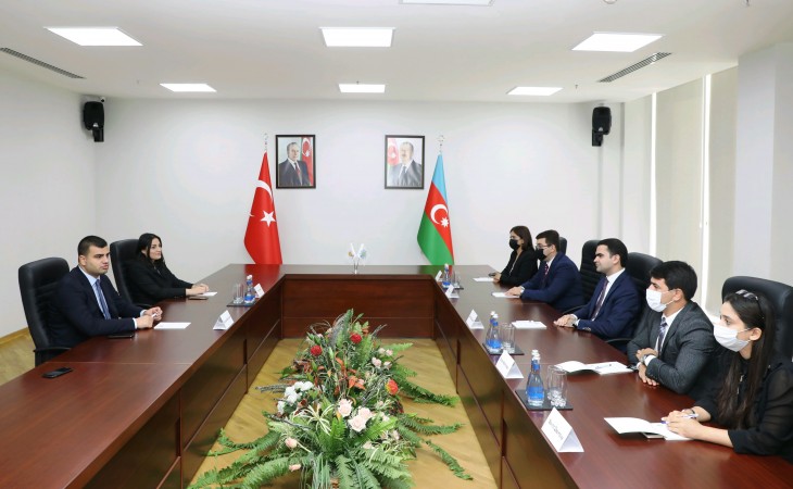 Yeni Azərbaycan Partiyası ilə Ədalət və İnkişaf Partiyası Gənclər birliklərinin rəhbərlərinin görüşü keçirilib