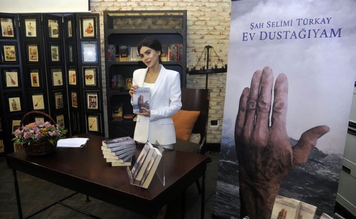Gənc yazıçının “Ev dustağıyam” kitabının təqdimatı olub