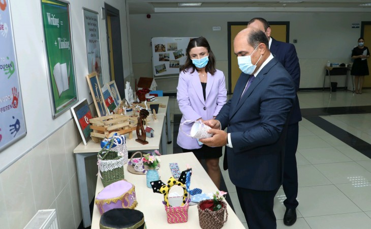 “Peşə təmayüllü siniflərin təşkili” layihəsinin hesabat tədbiri keçirilib
