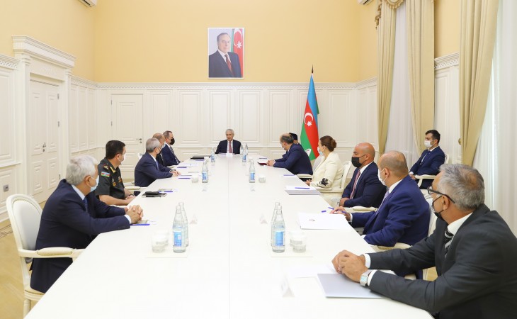 “Hərbi münaqişələr zamanı mədəni dəyərlərin qorunması haqqında Konvensiya”nın müddəalarının yerinə yetirilməsi üzrə Komissiyanın yeni tərkibdə ilk iclası keçirilib