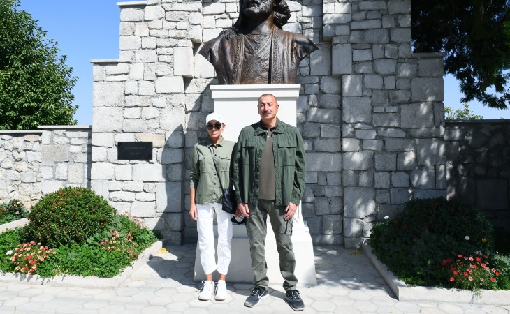Bust to great Azerbaijani poet Molla Panah Vagif unveiled in Shusha