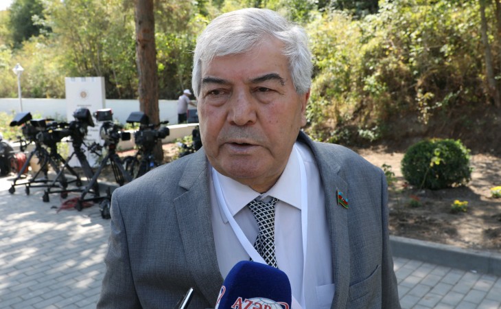 Xalq şairi Sabir Rüstəmxanlı: Vaqif məqbərəsinin və Poeziya Günlərinin bərpası tarixi hadisədir