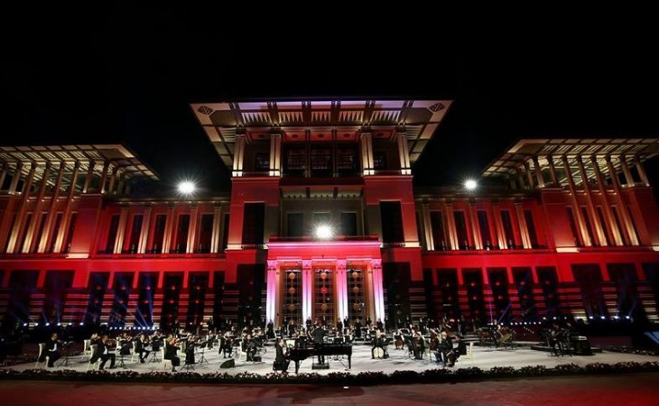 Ankarada “15 Temmuz dastanı” simfonik əsərinin təqdimatı olub
