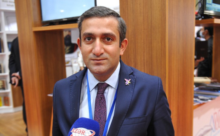 Ələmdar Cabbarlı: Yarmarkada Zəfərimizi əks etdirən kitabları görmək bizi çox qürurlandırır