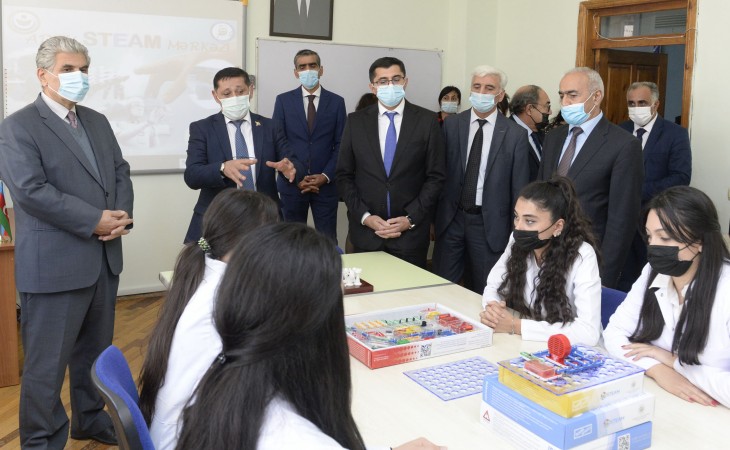 Azərbaycan Dövlət Pedaqoji Universitetində STEAM mərkəzinin açılışı olub