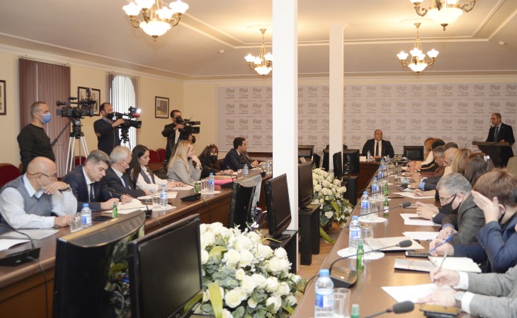 Qarabağ Zəfərinin birinci ilində regionda əməkdaşlıq imkanları ilə bağlı müzakirələr aparılıb