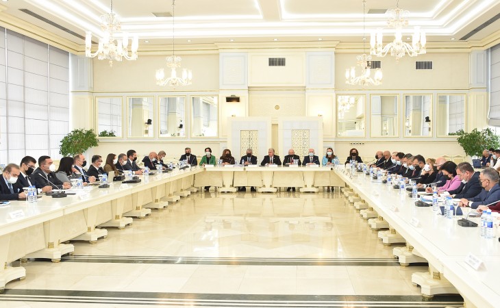 Milli Məclisin beş komitəsində dövlət büdcəsi müzakirə edilib
