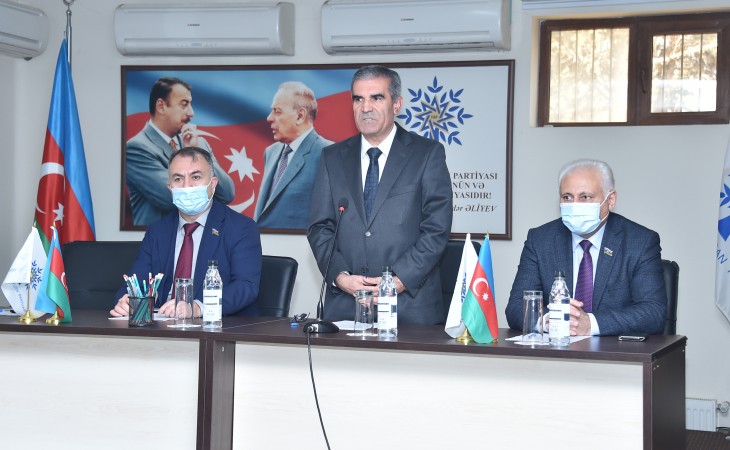 YAP Səbail rayon təşkilatında partiyanın yaradılmasının 29-cu ildönümü qeyd olunub