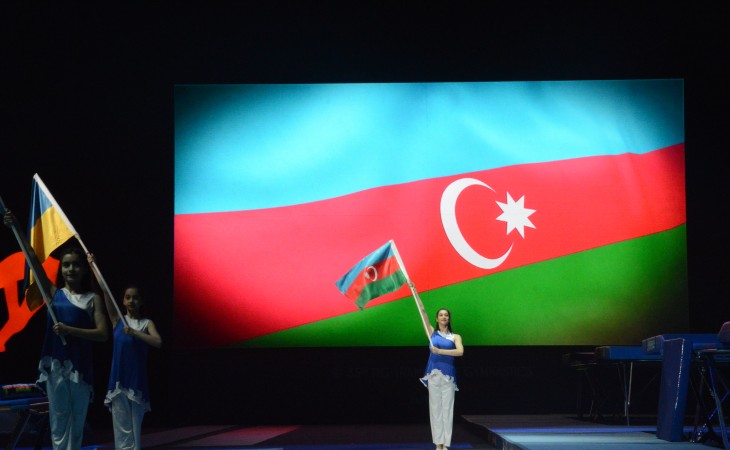 Завершился 35-й чемпионат мира по прыжкам на батуте в Баку