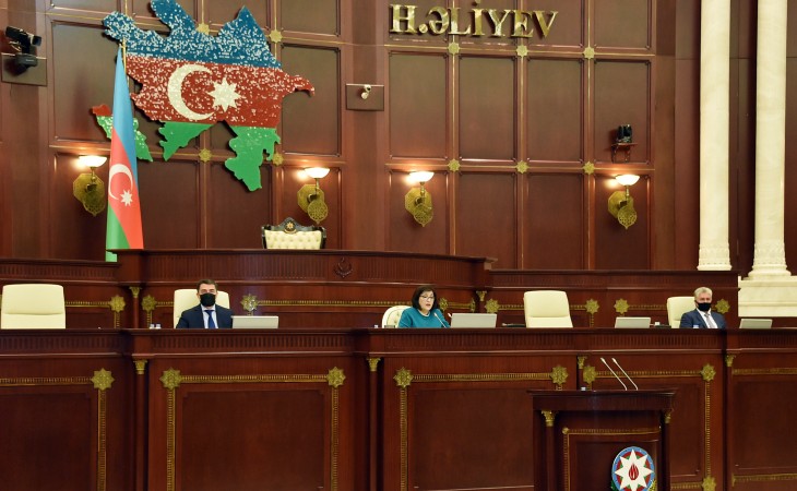 İşsizlikdən Sığorta Fondunun 2022-ci il büdcəsi haqqında qanun layihəsi ikinci oxunuşda qəbul edilib