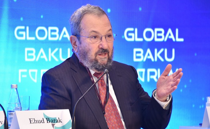 Ehud Barak: Vaksinasiya pandemiyadan çıxış yolu üçün əsas amildir