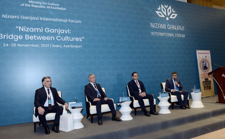Nizami Gəncəvinin “Xəmsə”si özbək dilində
