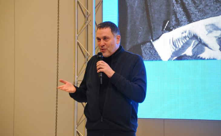 Heydər Əliyev Mərkəzində rusiyalı jurnalist və ictimai xadim Maksim Şevçenko ilə görüş olub