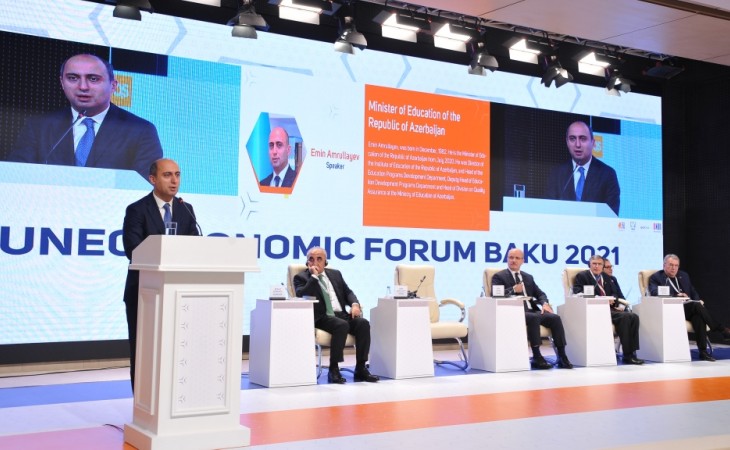 UNEC İqtisadi Forumu çərçivəsində “Postpandemiya dövründə elm və təhsil” mövzusunda panel iclas keçirilir