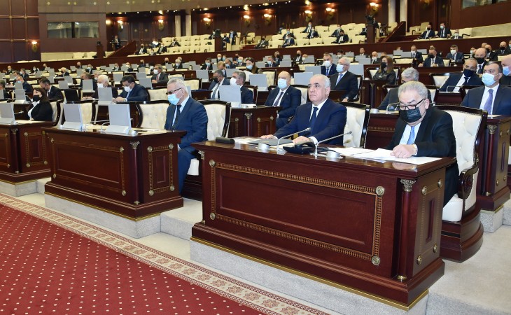 Tahir Mirkişili: 2022-ci ilin icmal büdcəsinin gəliri 27 milyard 685 milyon manat təşkil edəcək