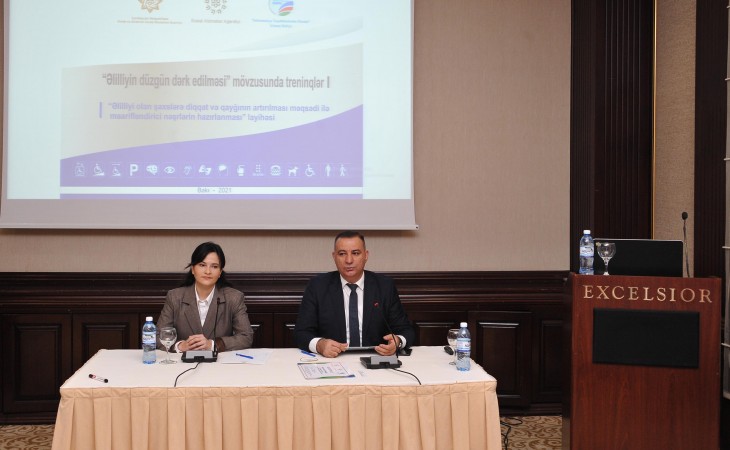 Media nümayəndələri üçün “Əlilliyin düzgün dərk edilməsi” mövzusunda təlim keçirilib