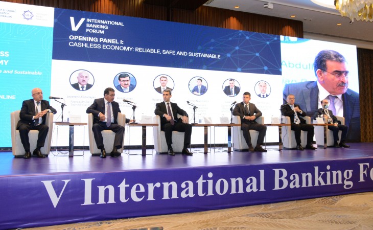 Bakıda V Bankçılıq Forumu başlayıb