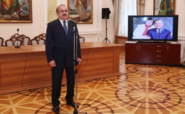 Milli Azərbaycan Ədəbiyyatı Muzeyində elmi sessiya: Böyük gələcəyə aparan Heydər Əliyev yolu