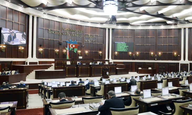 “Turizm haqqında” qanun layihəsi birinci oxunuşda təsdiq edilib