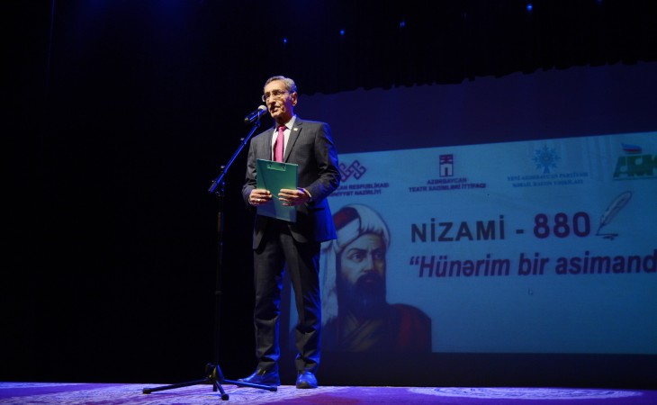 Teatr Xadimləri İttifaqında Nizami Gəncəvinin 880 illiyi qeyd olunub
