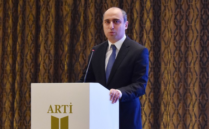 Emin Əmrullayev: Yeni təhsil modelləri hazırlanmalıdır