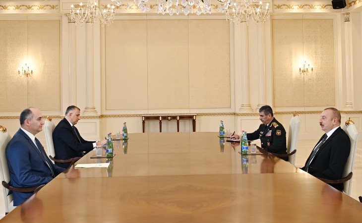 President Ilham Aliyev received Georgian defense minister