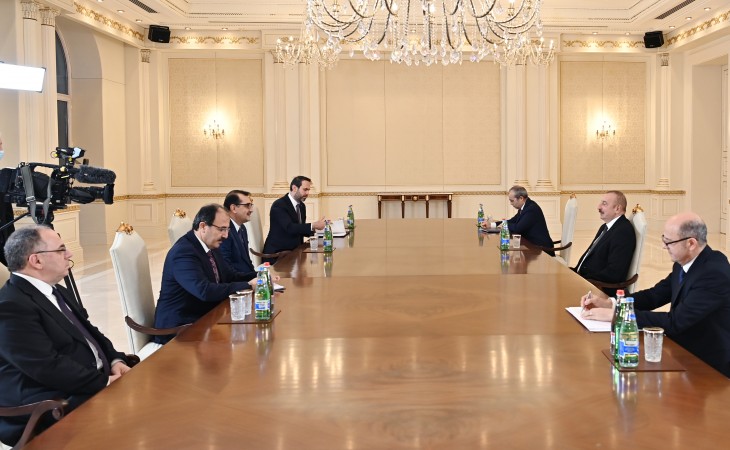 President Ilham Aliyev received Turkish minister of energy and natural resources