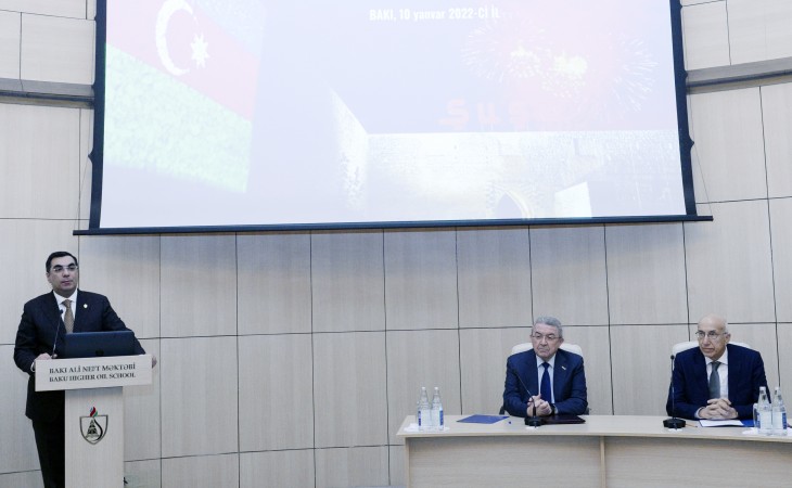 Bakıda “Zəfərə aparan yol: böyük siyasətin möhtəşəm qalibiyyəti” mövzusunda konfrans keçirilir