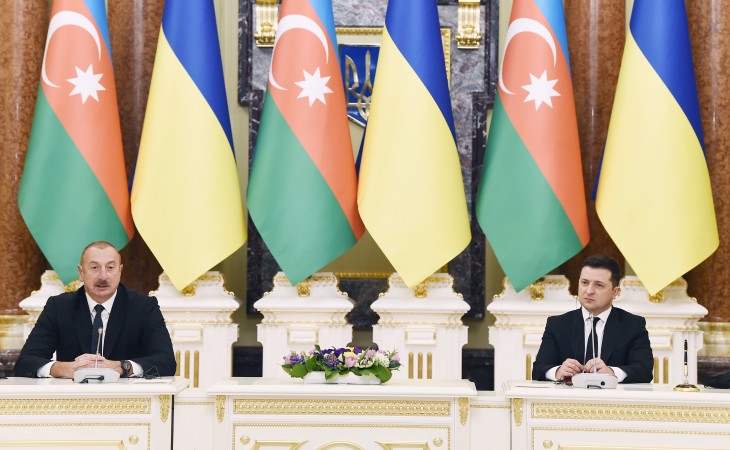 Azerbaijani, Ukrainian presidents made press statements