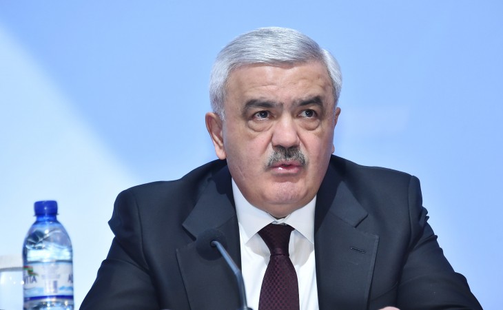 Rövnəq Abdullayev: Futbolun inkişafı naminə yeniliklərə imza atacağıq