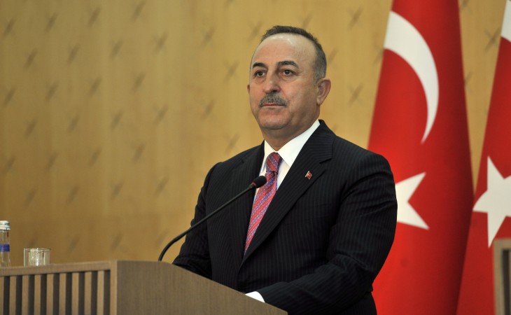 Türkiyə XİN-in başçısı: Ukraynadakı hadisələri narahatlıqla izləyirik