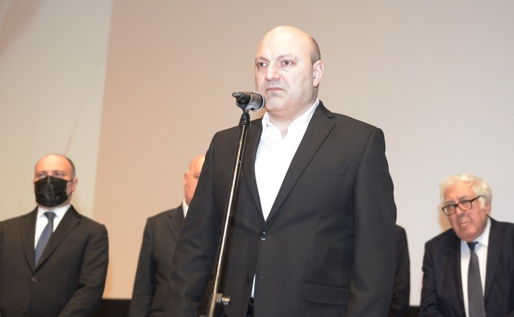 Rüstəm İbrahimbəyovun oğlu: Şadam ki, atam vətənində dəfn olunacaq