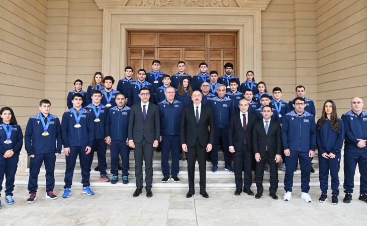 President Ilham Aliyev received participants of 7th European Wrestling Championships held in Bulgaria