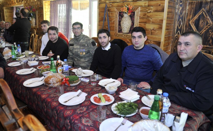 YAP Səbail rayon təşkilatının təşəbbüsü ilə qazilərlə görüş keçirilib