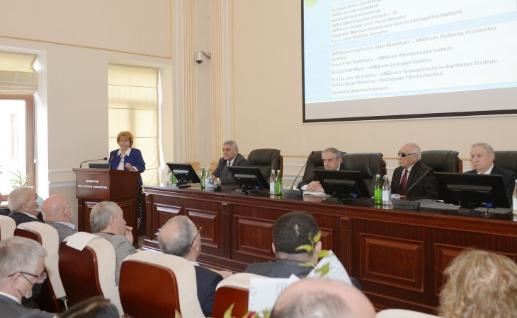 Azərbaycanda mikrobiologiya elminin inkişaf perspektivlərinə həsr olunan respublika konfransı keçirilir