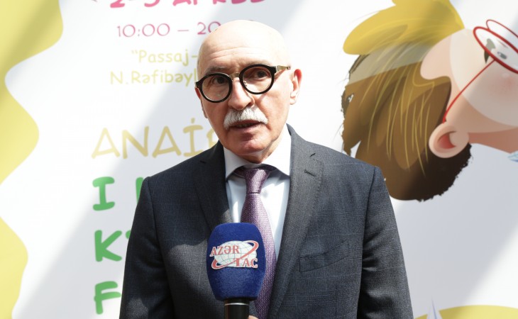 Firudin Qurbanov: Şagirdlərin mütaliə vərdişlərini inkişaf etdirmək təhsil sahəsində prioritet vəzifələrdən biridir