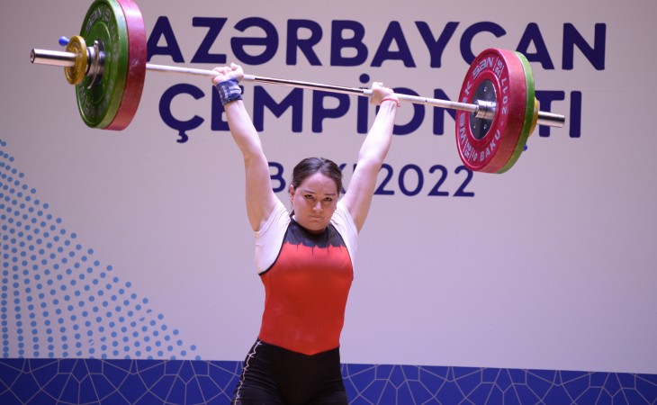 Ağırlıqqaldırma üzrə Azərbaycan çempionatının ilk qalibləri müəyyənləşib