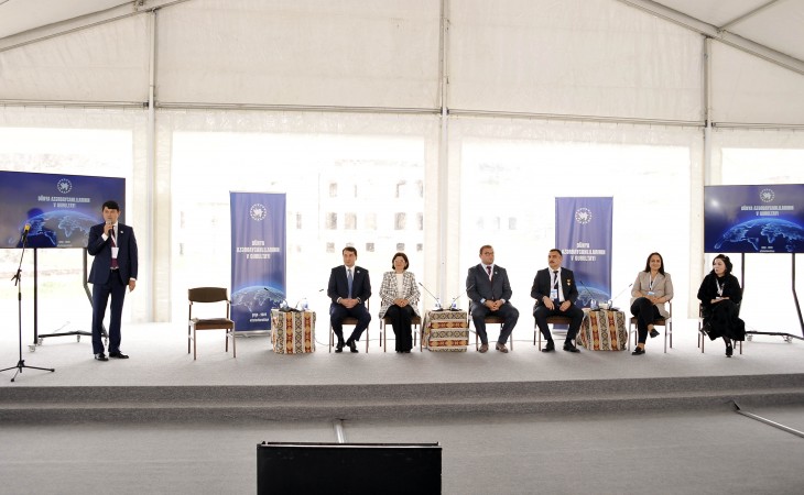 Şuşada Dünya Azərbaycanlılarının V Qurultayı çərçivəsində ilk panel iclası keçirilir