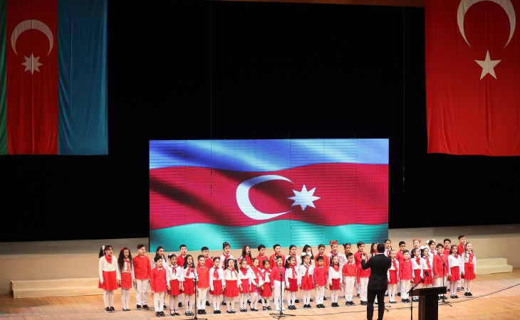 Bakıda Türkiyənin Milli Suverenlik və Uşaq Bayramı qeyd olunub