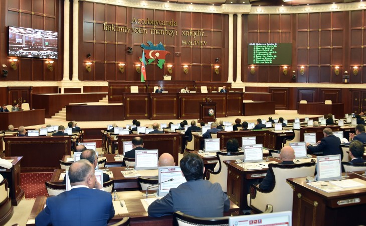 Onkoloji xəstələr və dağınıq skleroz xəstəliyinə tutulmuş şəxslər sosial müavinət və ya əmək pensiyası alacaqlar
