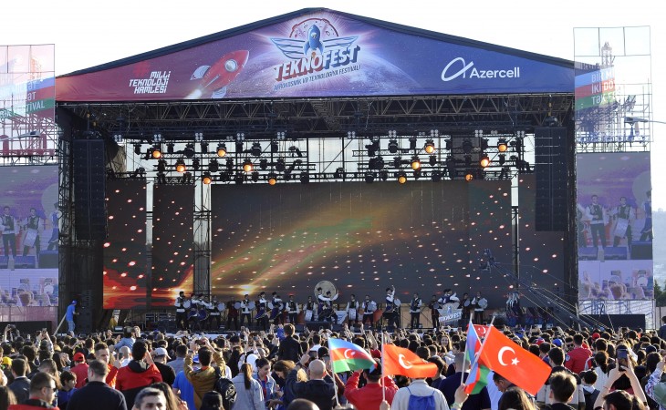 Tanınmış simaların çıxışları “TEKNOFEST Azərbaycan” festivalının iştirakçılarına xoş anlar yaşadıb